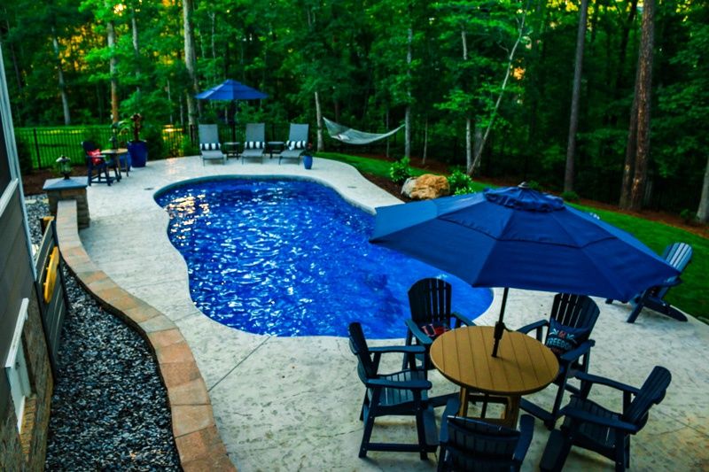 crescent shaped pool